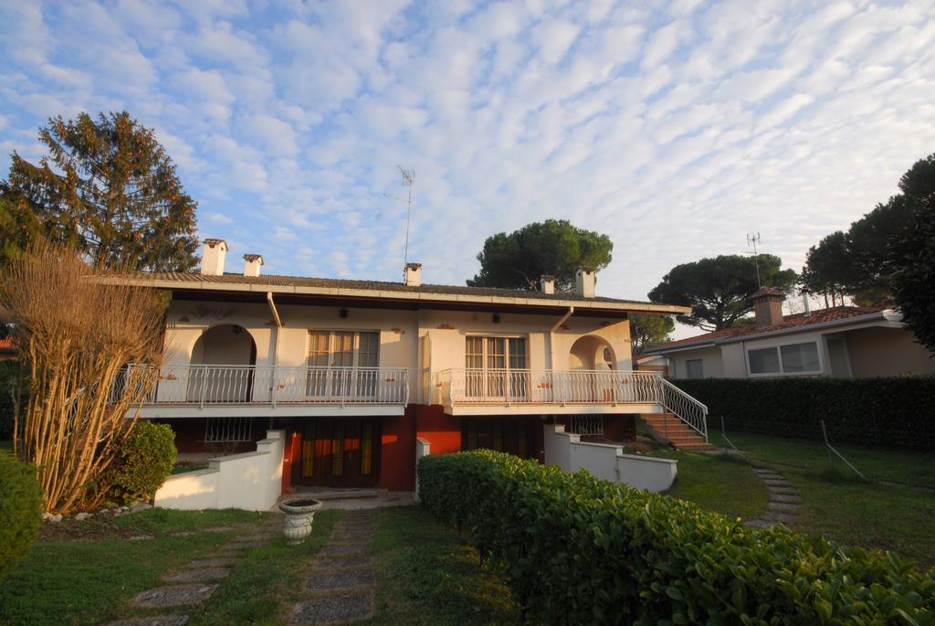 Villa Clara Lignano Sabbiadoro Eksteriør bilde